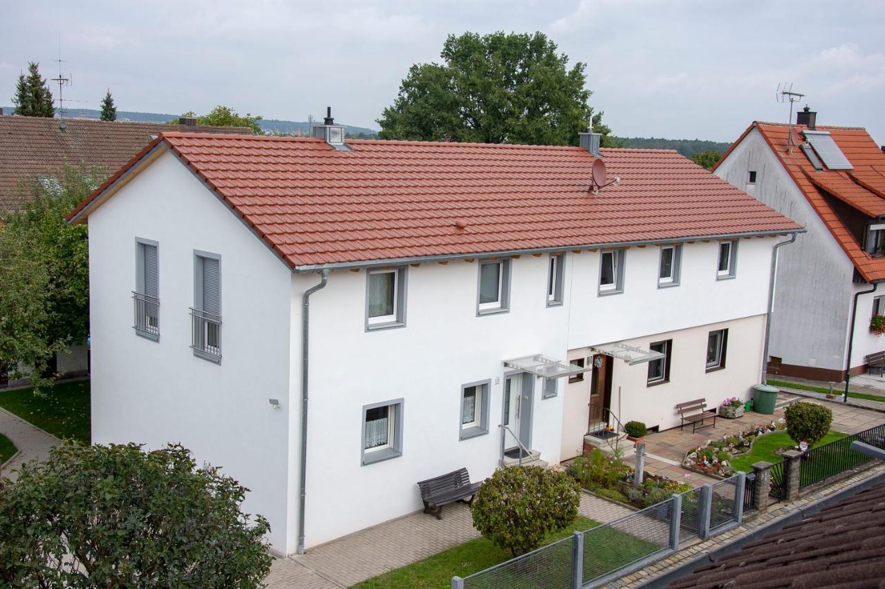 Appartment Vogel Ferienwohnungen Цирндорф Экстерьер фото