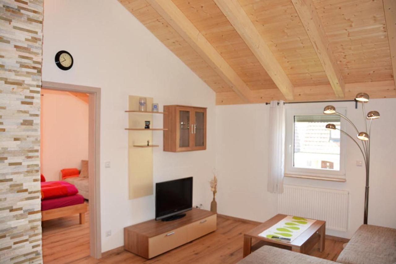 Appartment Vogel Ferienwohnungen Цирндорф Экстерьер фото