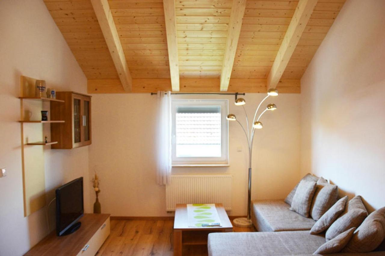 Appartment Vogel Ferienwohnungen Цирндорф Экстерьер фото